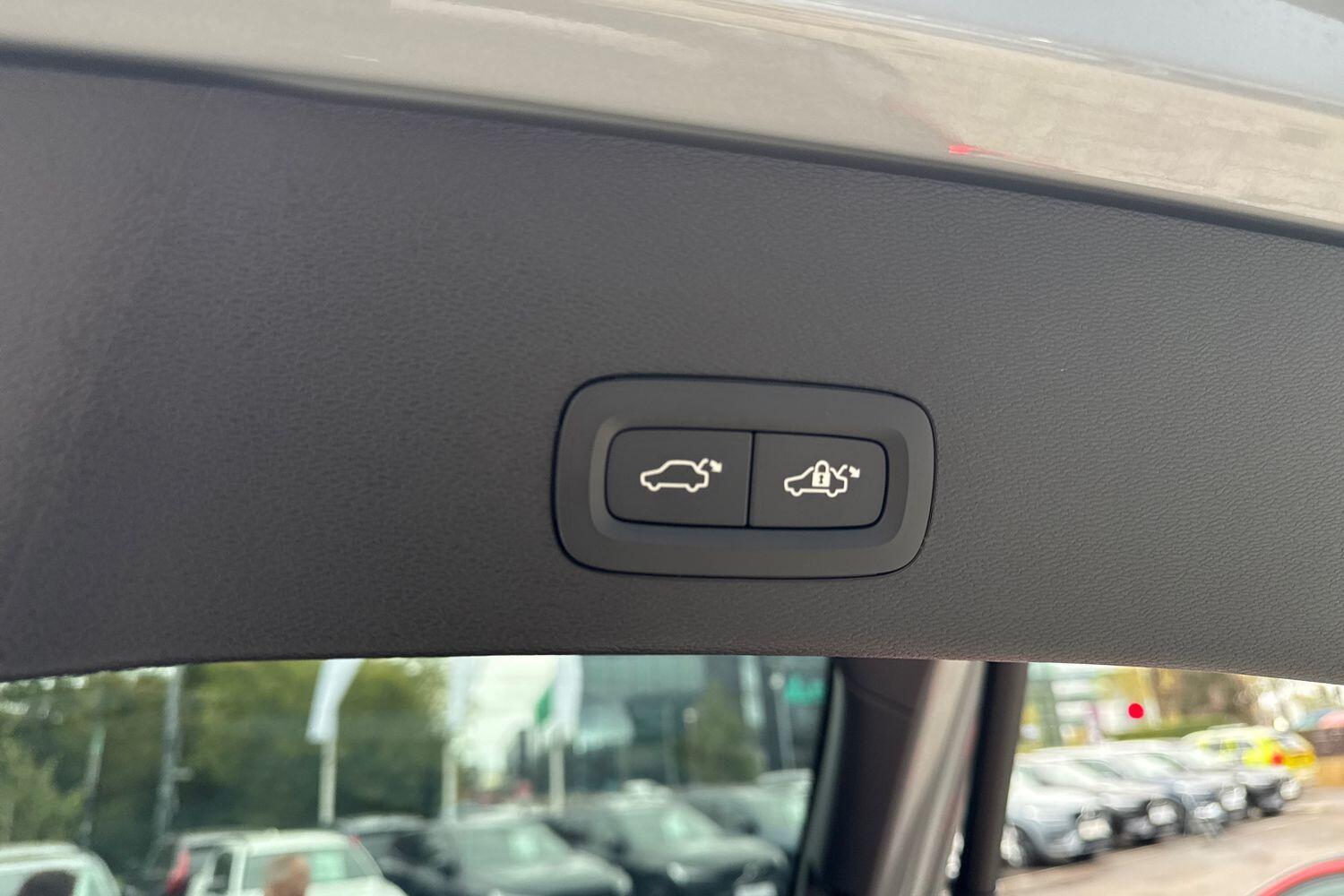 Used Volvo C40 2025 for sale - 76226656: Photo 19