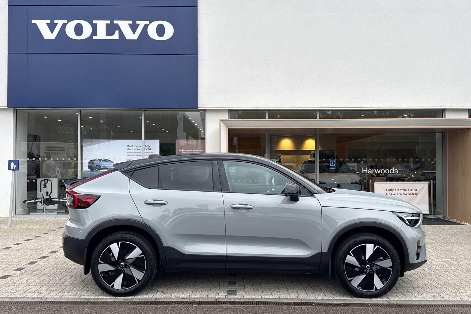 Used Volvo C40 2025 for sale - 76226656: Photo 2