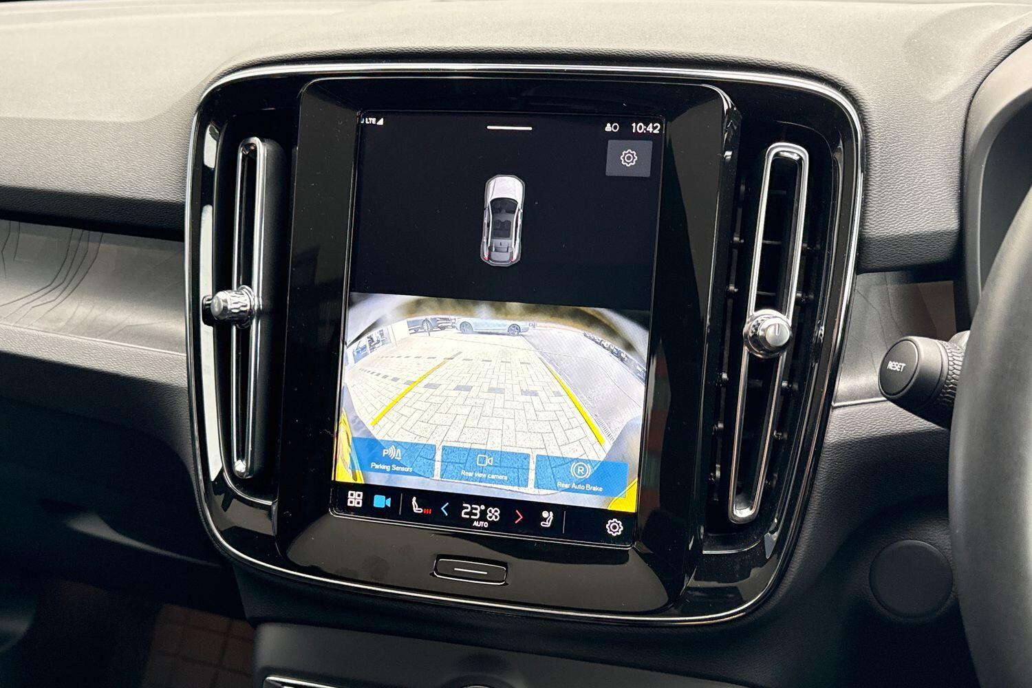 Used Volvo C40 2025 for sale - 76226656: Photo 4