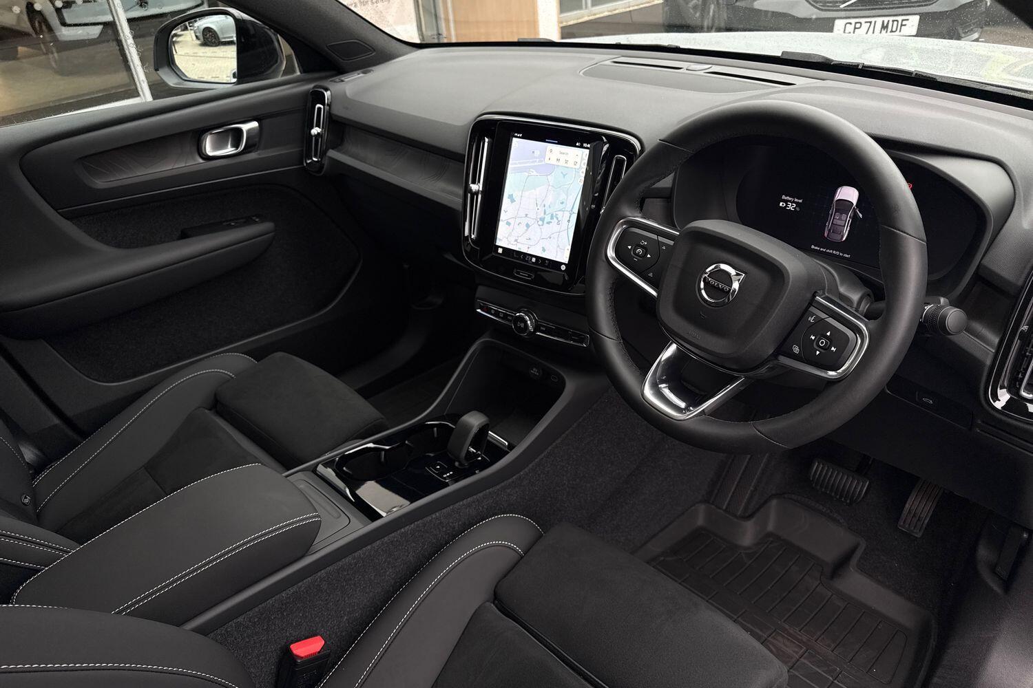 Used Volvo C40 2025 for sale - 76226656: Photo 5