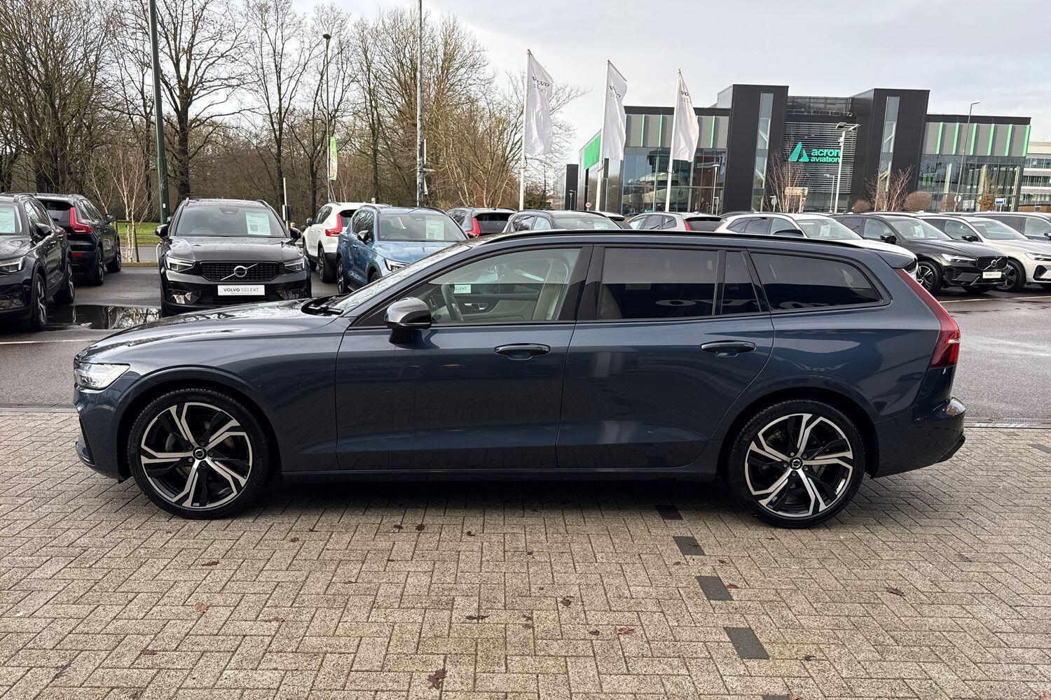 Used Volvo V60 2025 for sale - 77358326: Photo 11