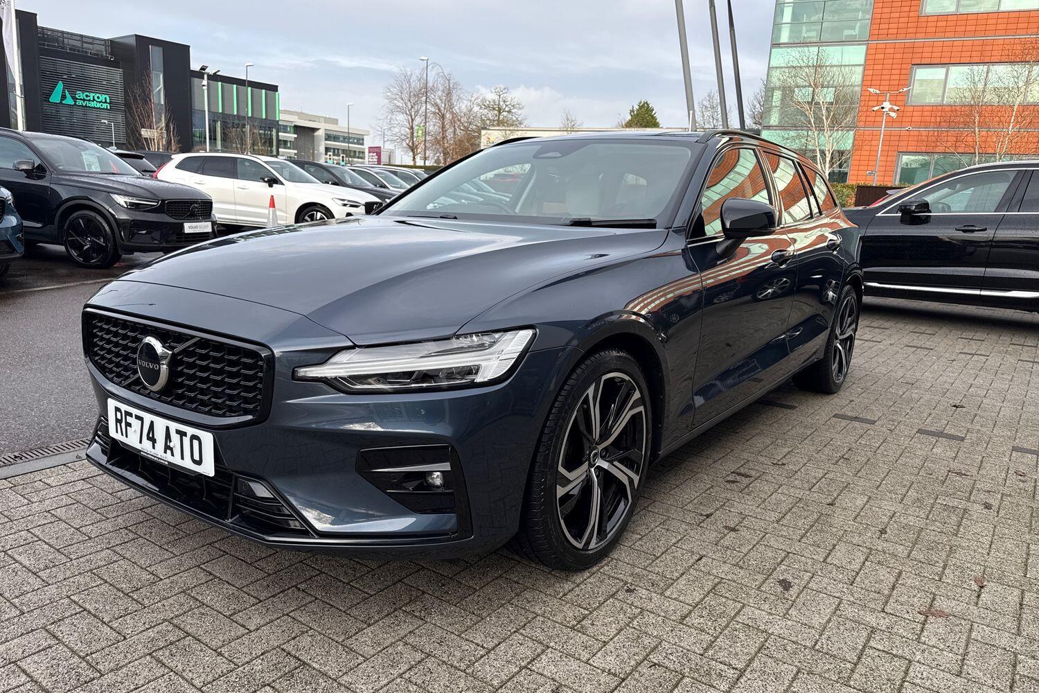 Used Volvo V60 2025 for sale - 77358326: Photo 12