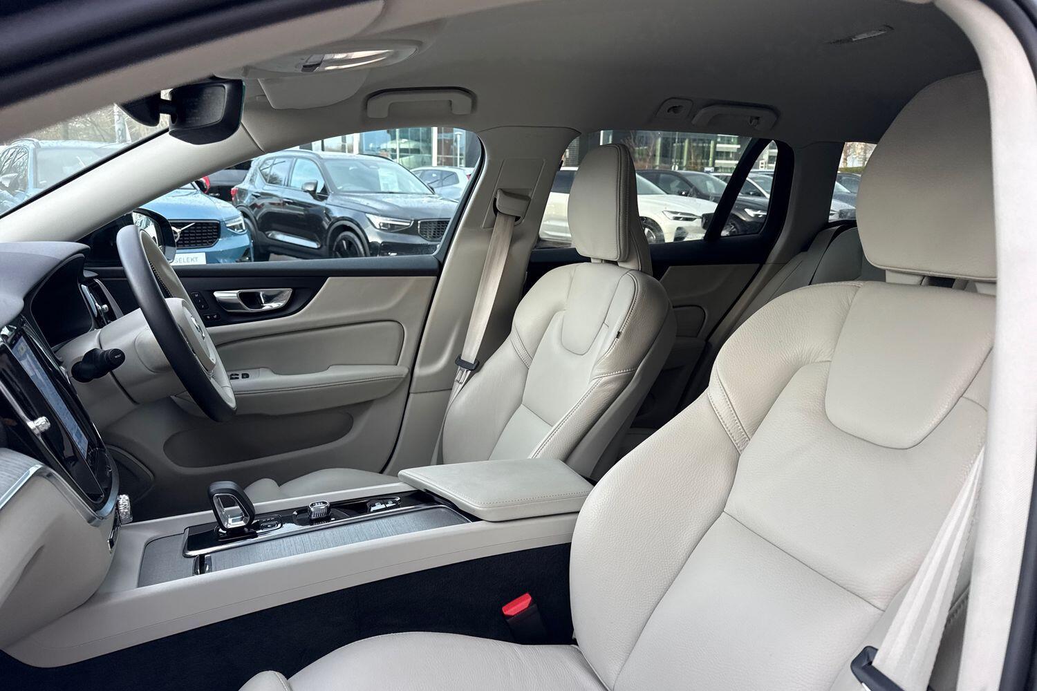 Used Volvo V60 2025 for sale - 77358326: Photo 28