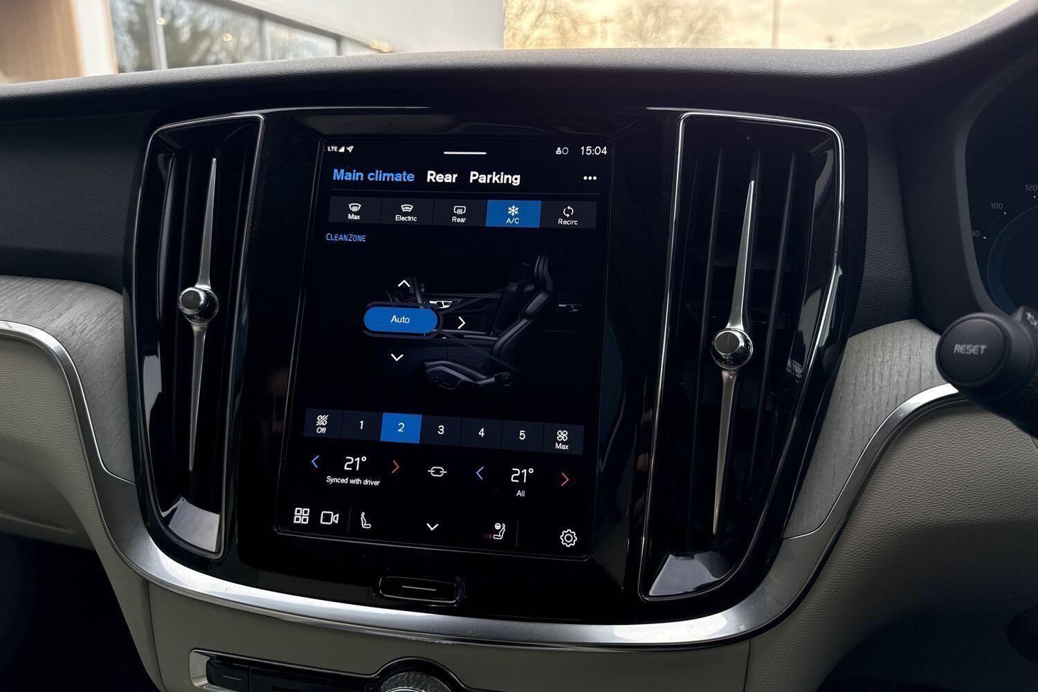 Used Volvo V60 2025 for sale - 77358326: Photo 39