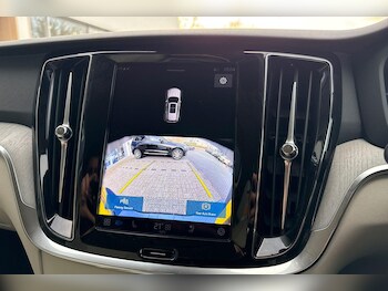 Used Volvo V60 2025 for sale - 77358326: Photo