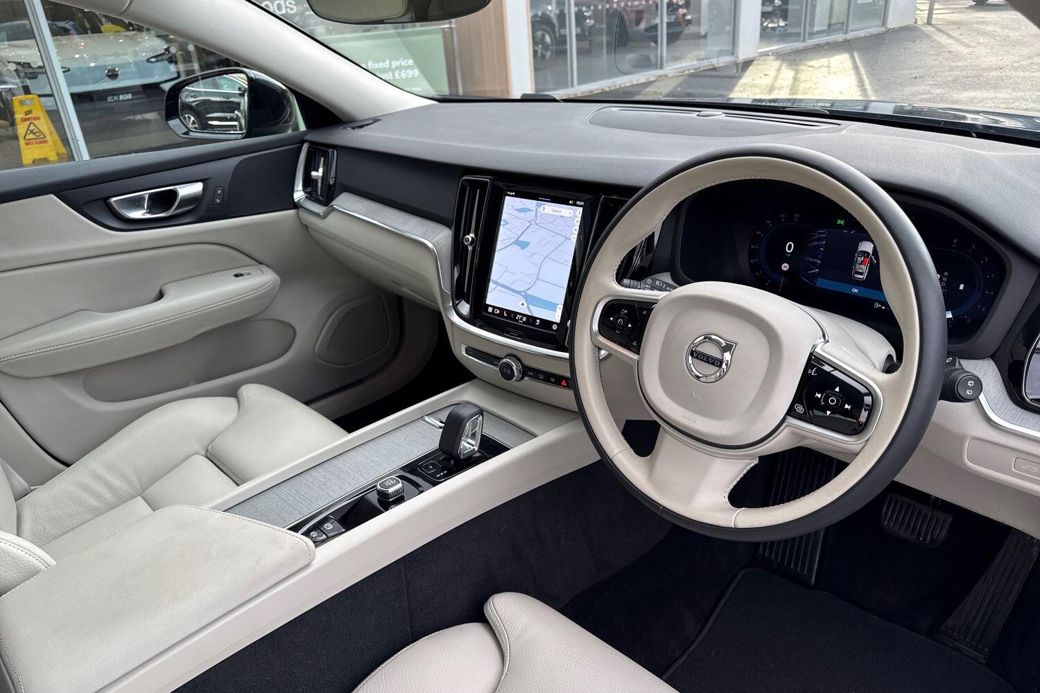 Used Volvo V60 2025 for sale - 77358326: Photo 6