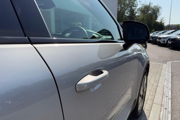 Used Volvo XC40 2024 for sale - 76296087: Photo 15