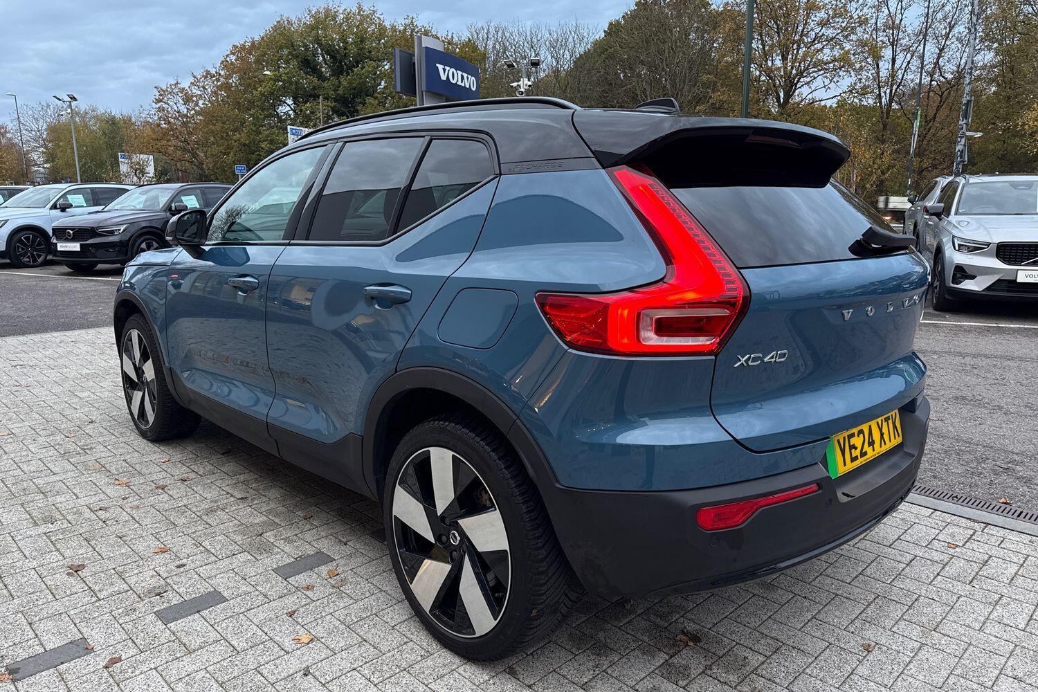 Used Volvo XC40 2024 for sale - 76597377: Photo 10