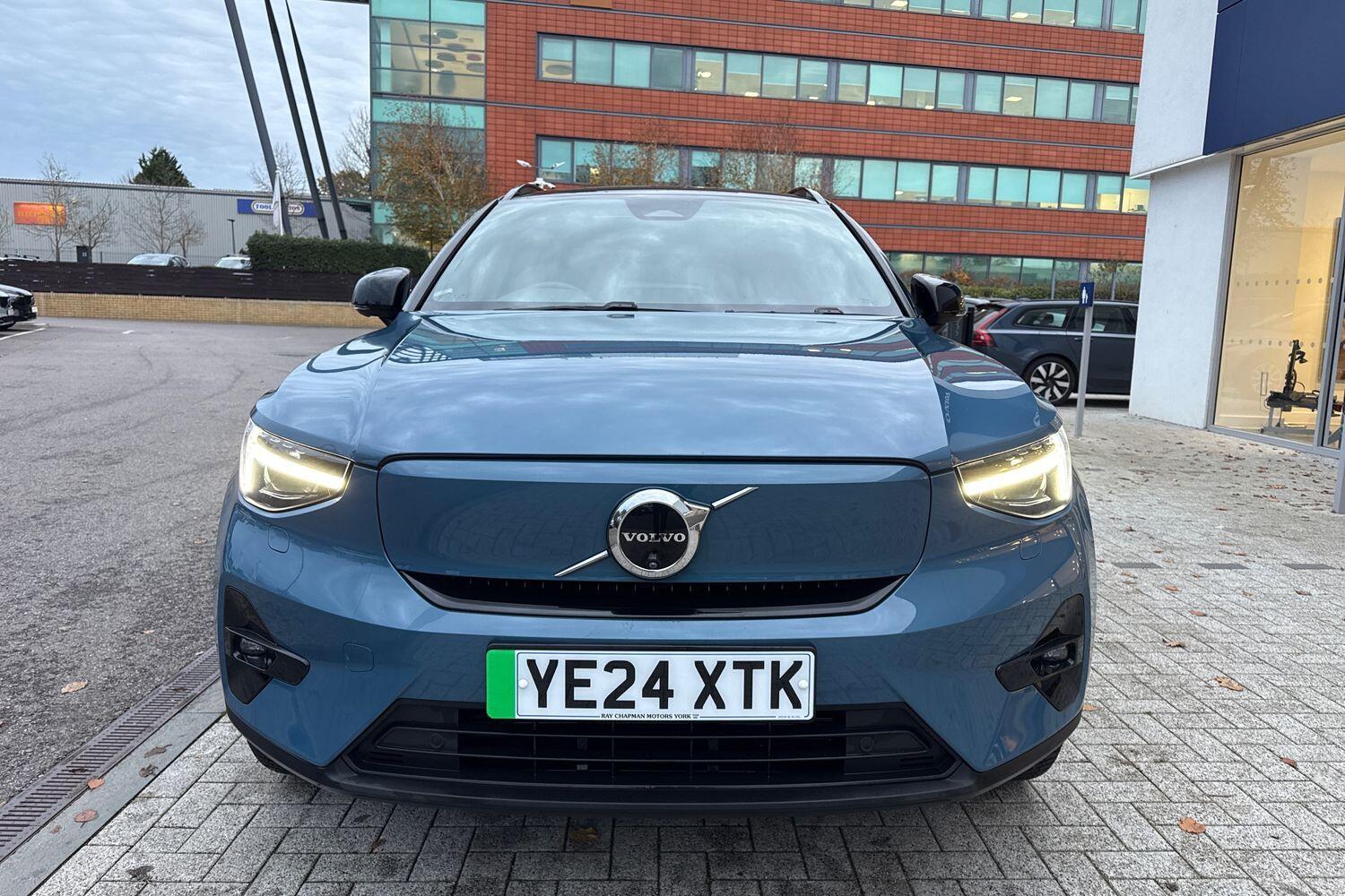 Used Volvo XC40 2024 for sale - 76597377: Photo 13