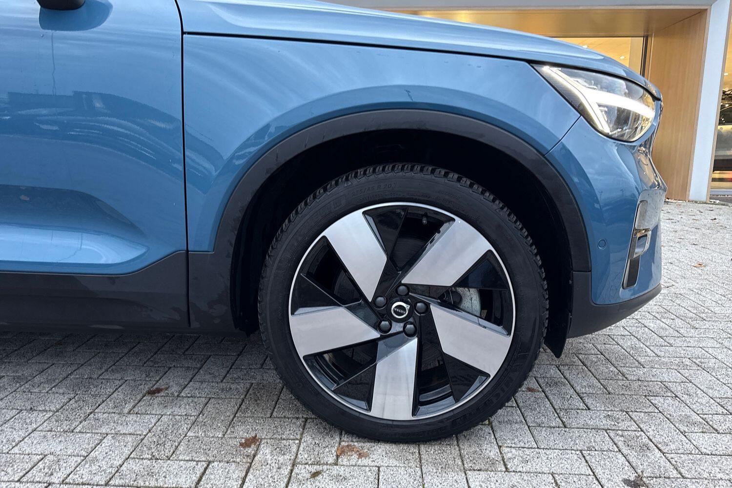 Used Volvo XC40 2024 for sale - 76597377: Photo 14