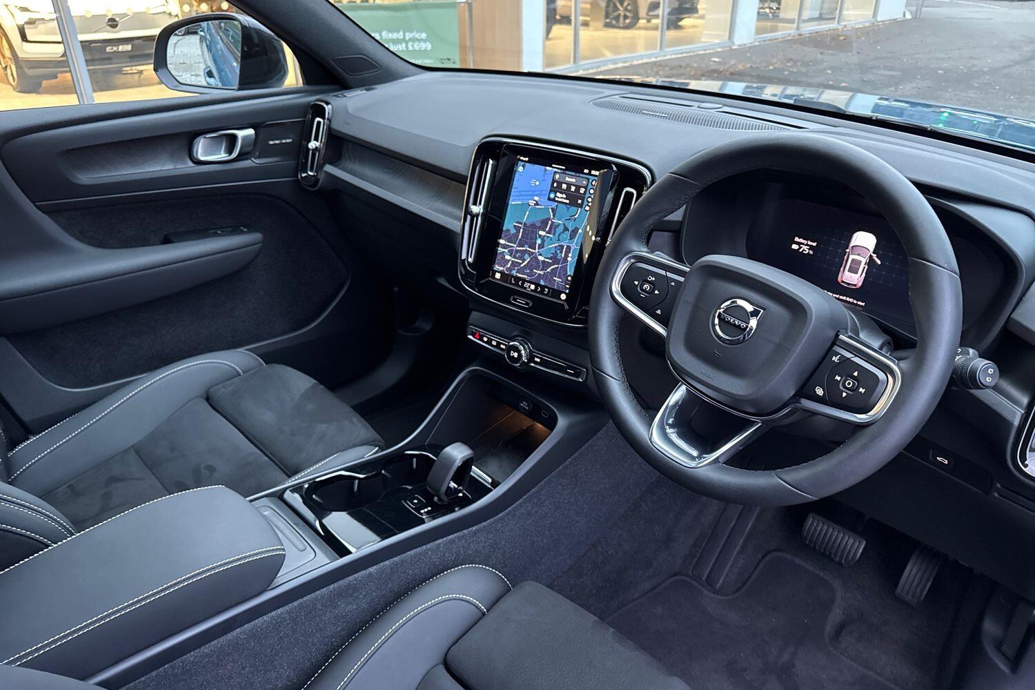 Used Volvo XC40 2024 for sale - 76597377: Photo 6