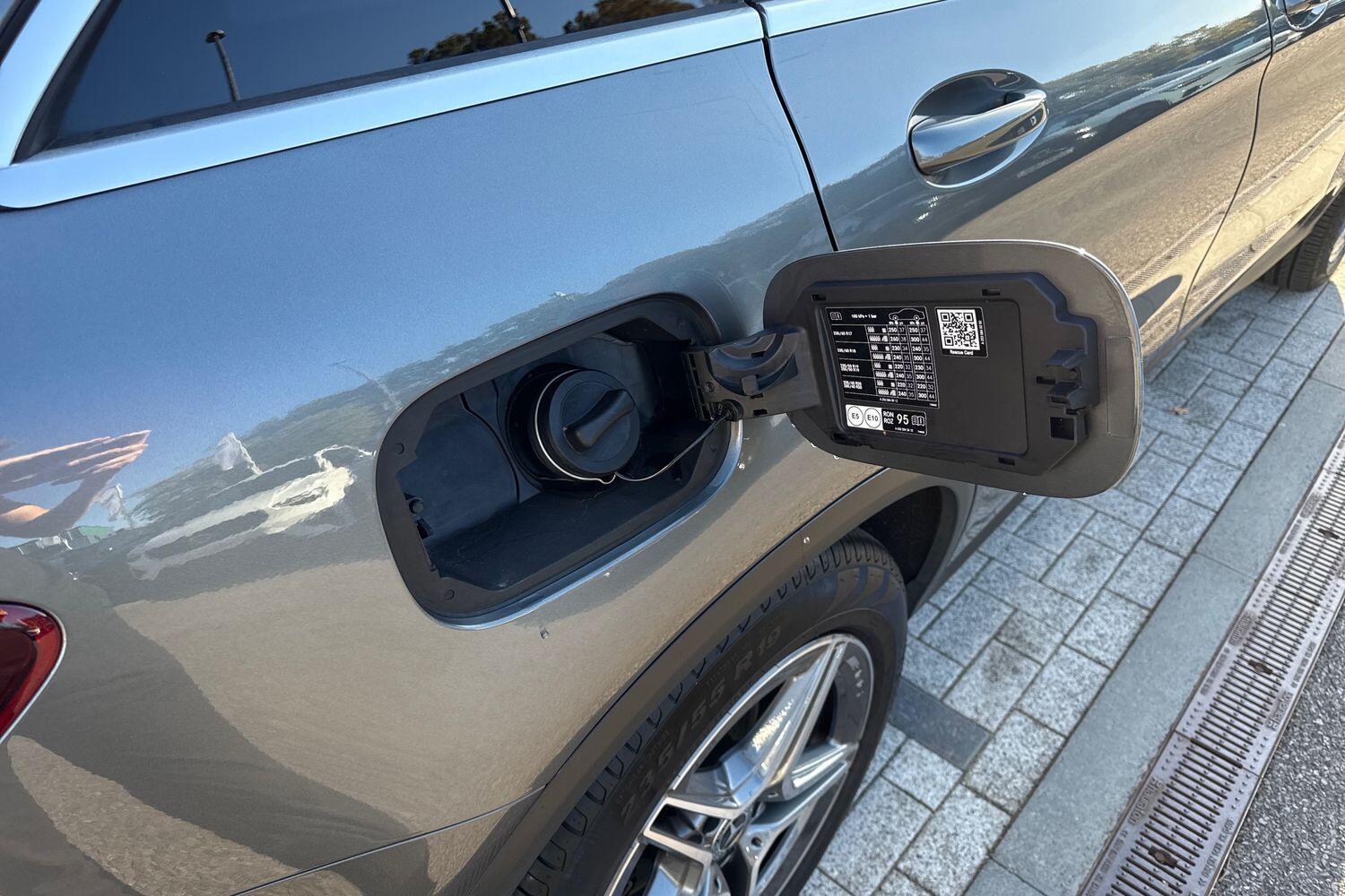 Used Mercedes-Benz GLC 2022 for sale - 76200740: Photo 18