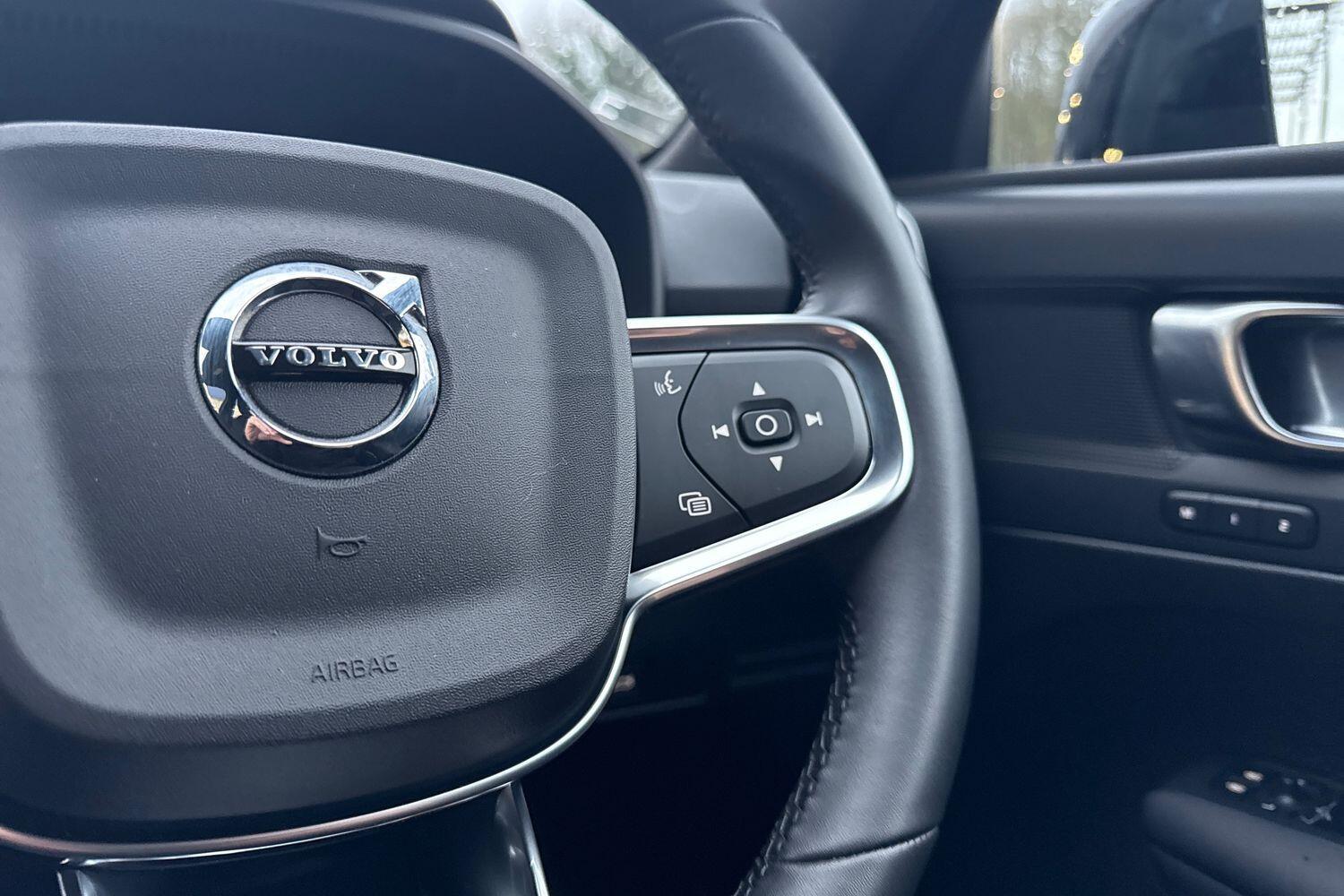 Used Volvo XC40 for sale - 77290795: Photo 36