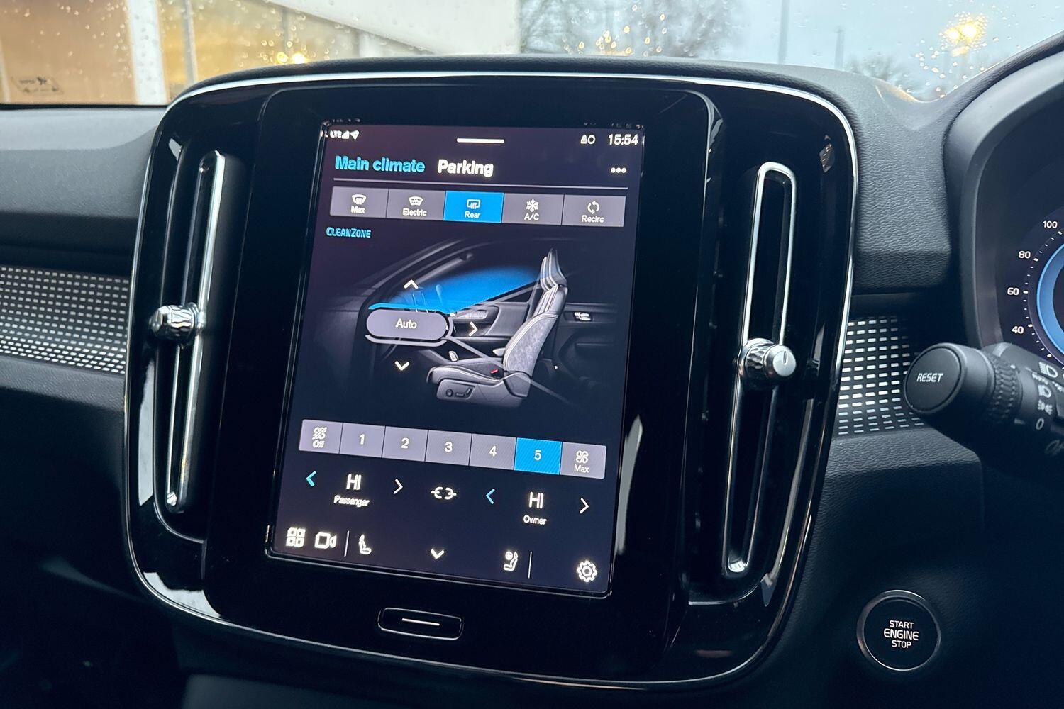 Used Volvo XC40 for sale - 77290795: Photo 38