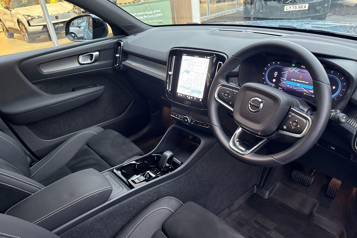 Used Volvo XC40 for sale - 77290795: Photo 6