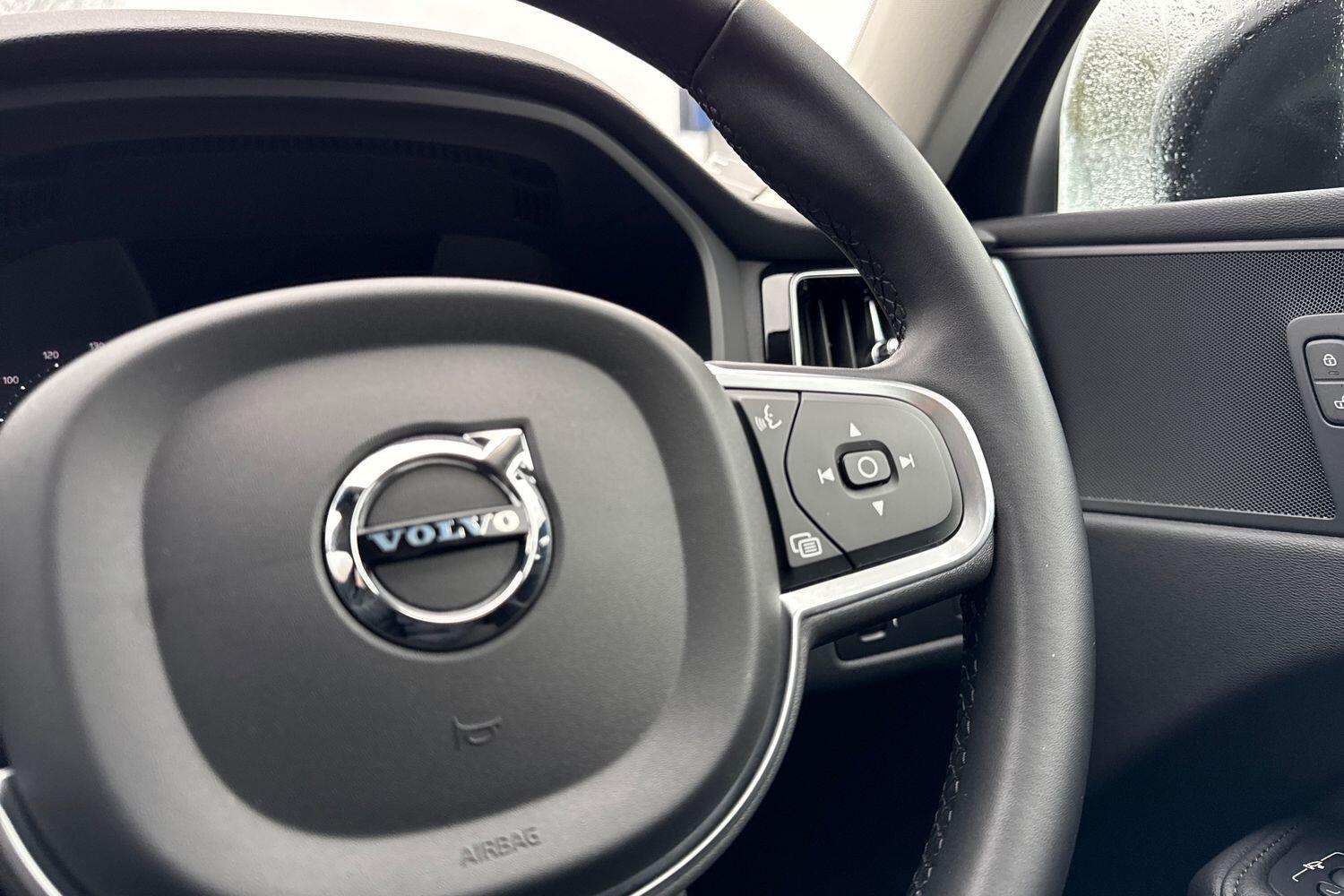 Used Volvo XC60 2022 for sale - 77495749: Photo 37