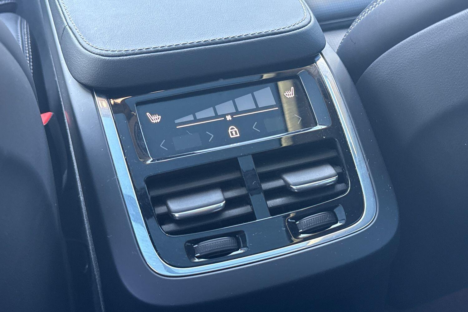 Used Volvo XC90 2024 for sale - 76440812: Photo 31