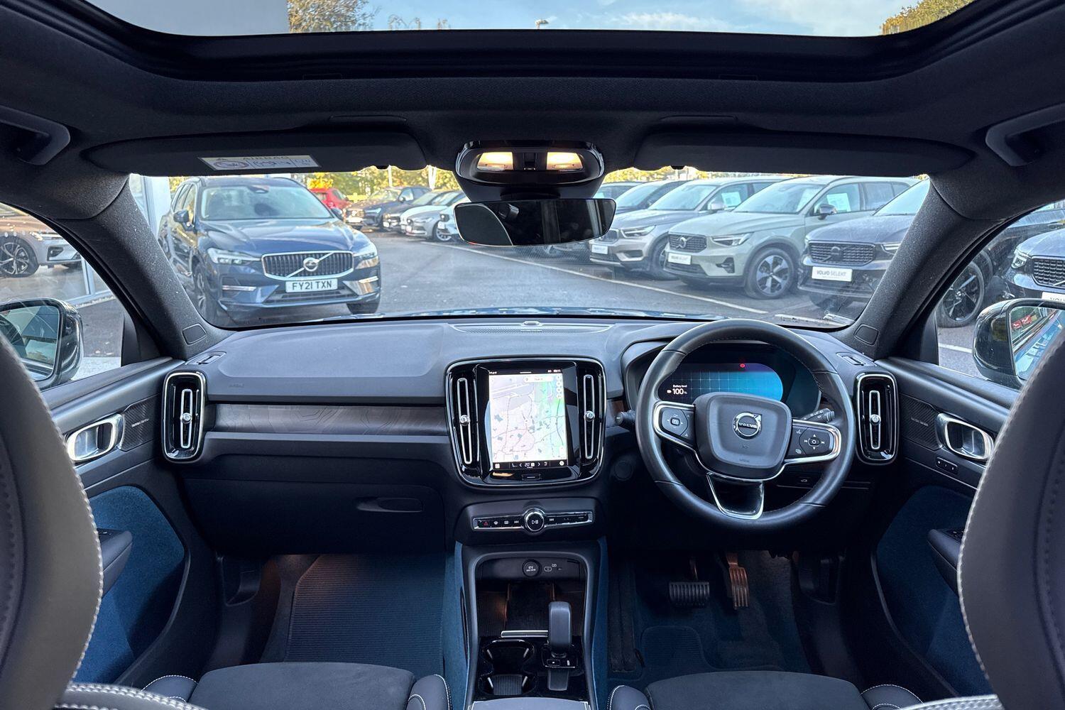 Used Volvo XC40 2022 for sale - 76337014: Photo 3