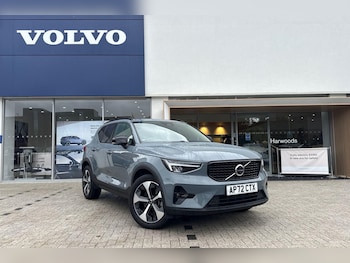 Volvo - XC40