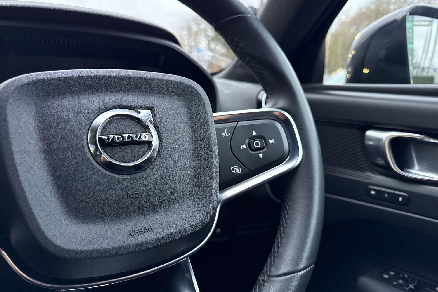 Used Volvo XC40 2022 for sale - 77479327: Photo 36