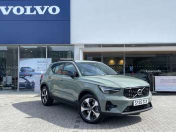 2025 (25) - 2.0 B4 MHEV Plus SUV 5dr Petrol Hybrid DCT Auto Euro 6 (s/s) (197 ps)