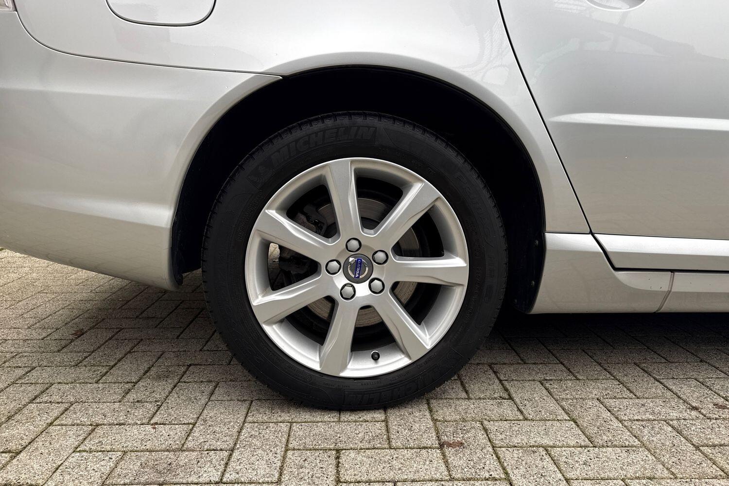 Used Volvo V70 2016 for sale - 77331190: Photo 14