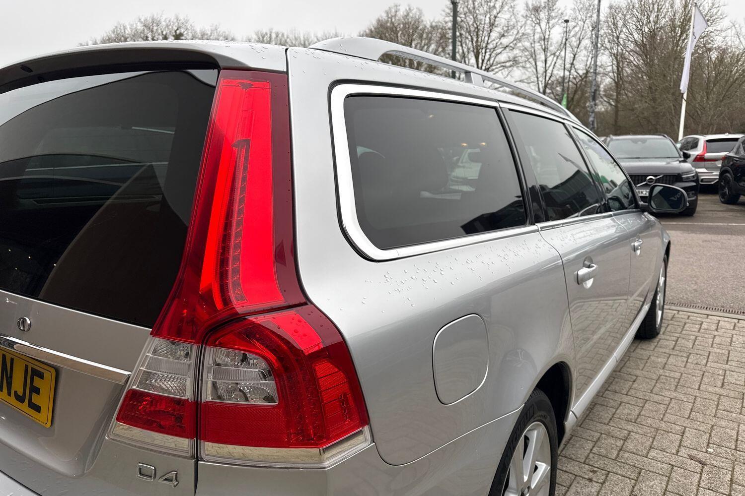 Used Volvo V70 2016 for sale - 77331190: Photo 15