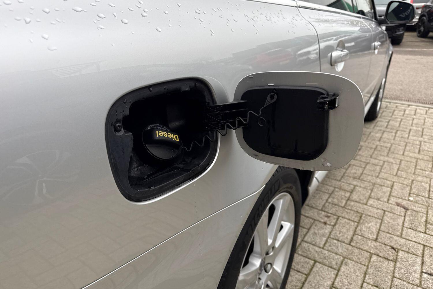 Used Volvo V70 2016 for sale - 77331190: Photo 19