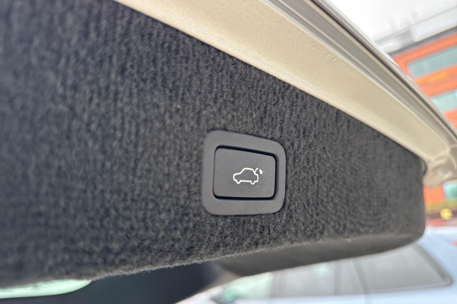 Used Volvo V70 2016 for sale - 77331190: Photo 21