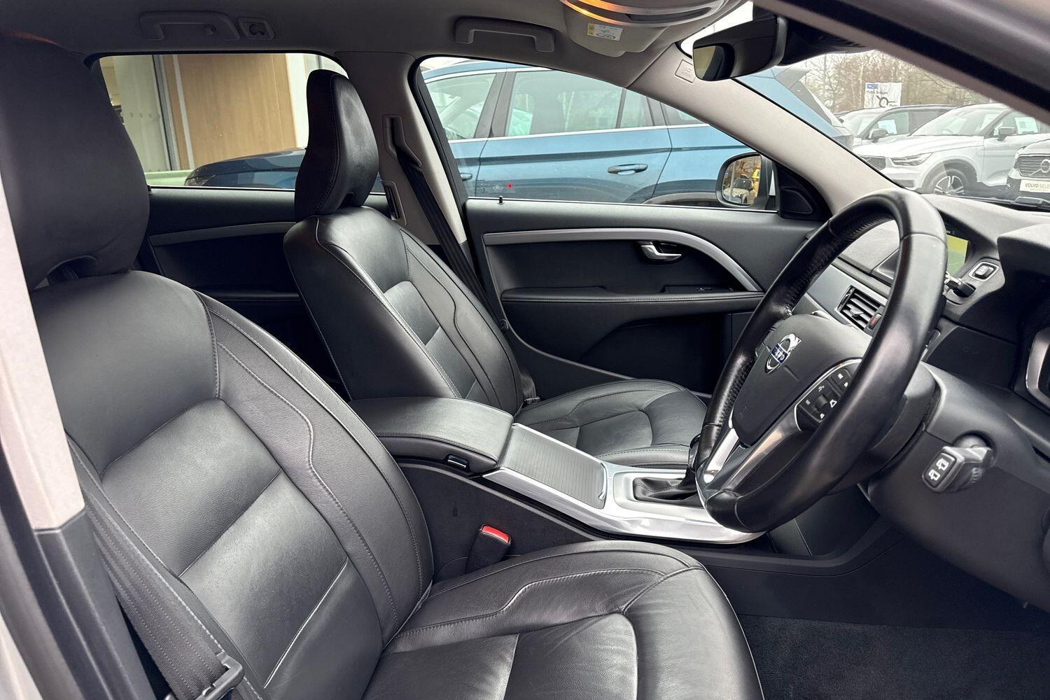 Used Volvo V70 2016 for sale - 77331190: Photo 26