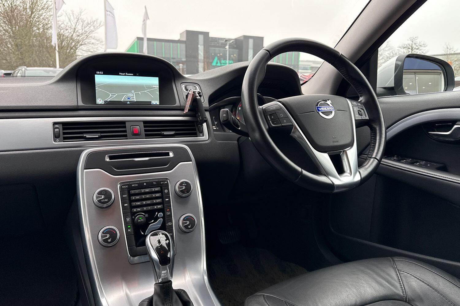 Used Volvo V70 2016 for sale - 77331190: Photo 35