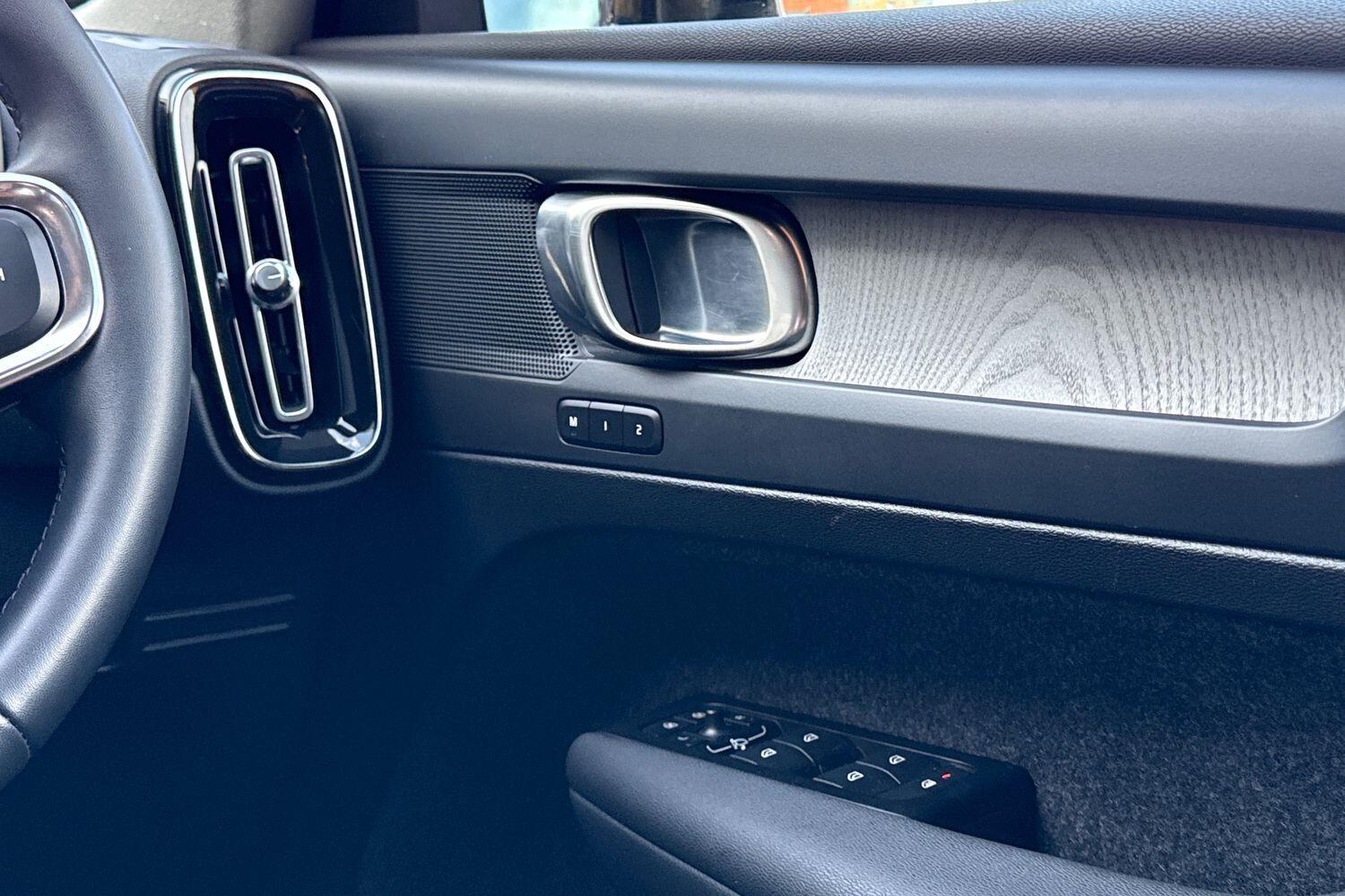 Used Volvo XC40 2022 for sale - 76457711: Photo 43