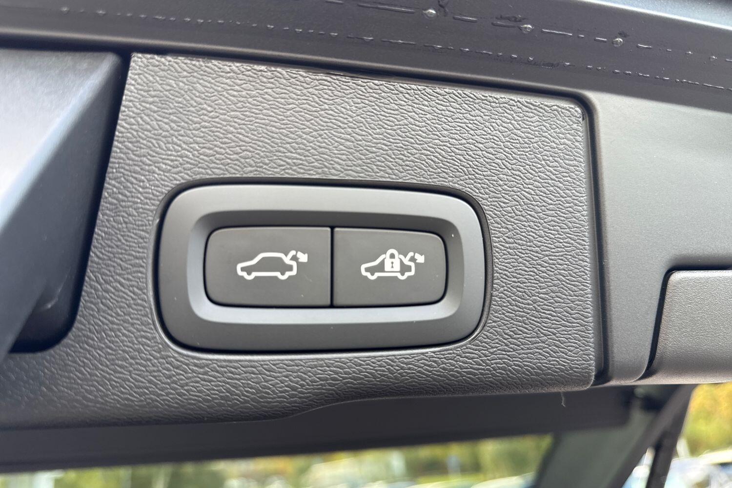 Used Volvo XC60 2025 for sale - 76388194: Photo 20