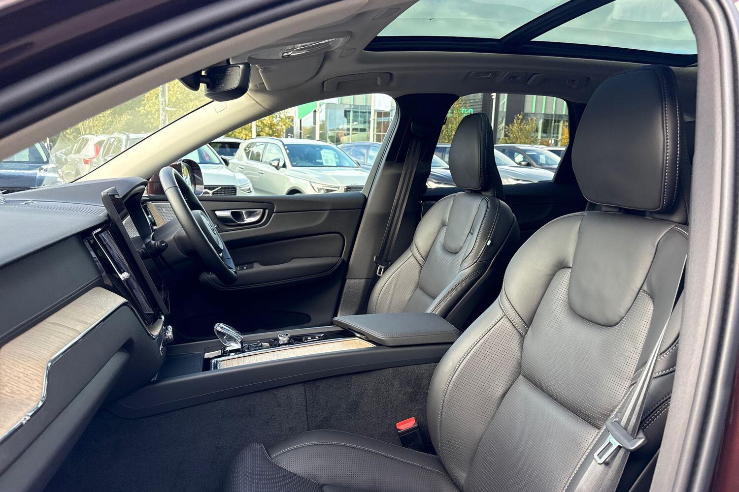 Used Volvo XC60 2025 for sale - 76388194: Photo 27