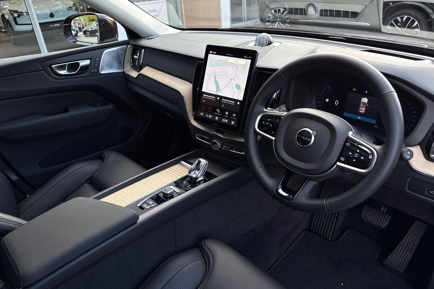 Used Volvo XC60 2025 for sale - 76388194: Photo 5