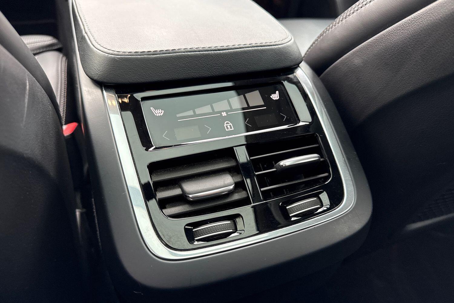 Used Volvo XC90 2023 for sale - 77695497: Photo 34