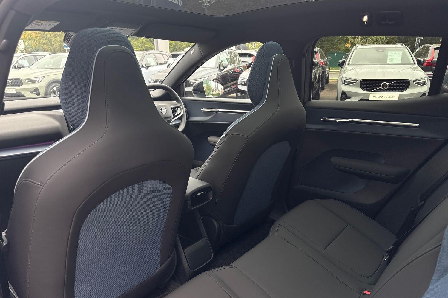 Used Volvo EX30 2025 for sale - 76608078: Photo 30