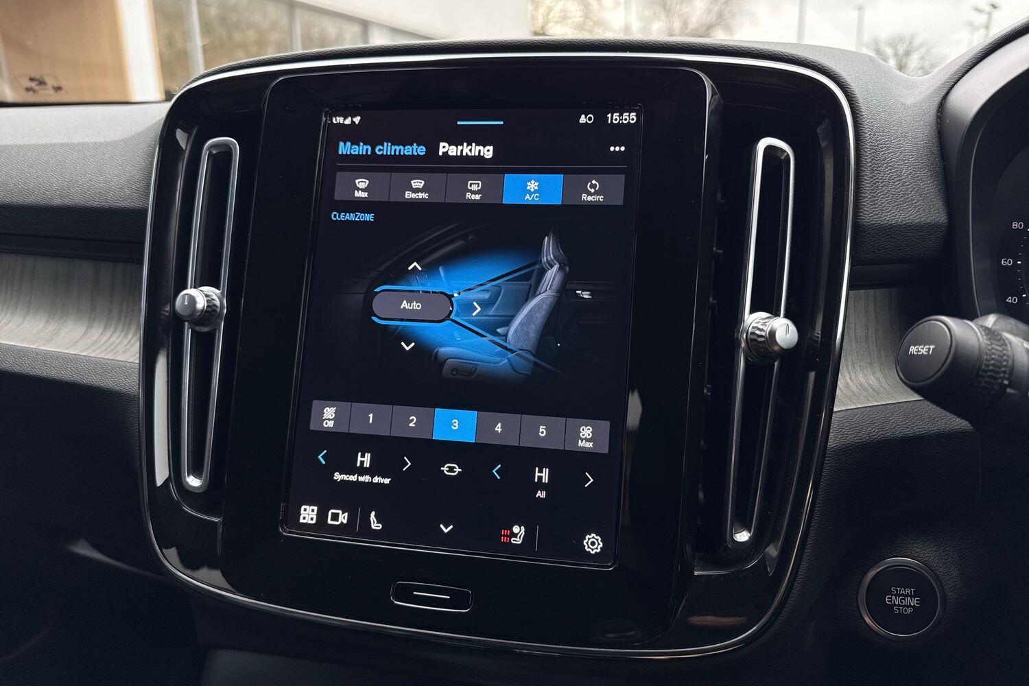 Used Volvo XC40 2022 for sale - 77624844: Photo 38