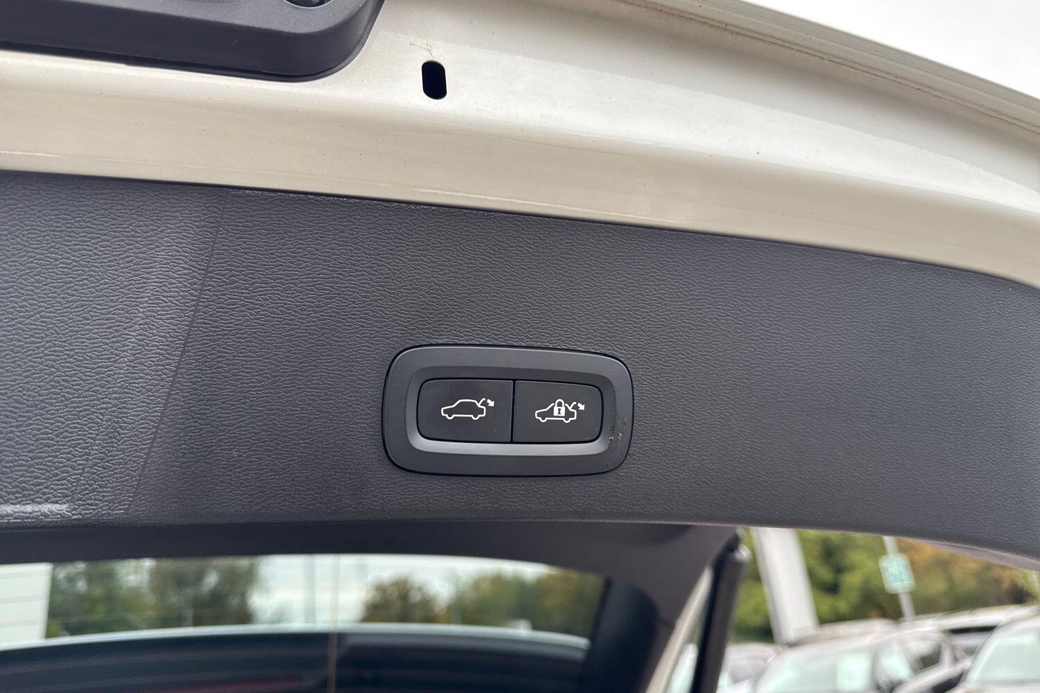 Used Volvo XC40 2022 for sale - 76326522: Photo 20