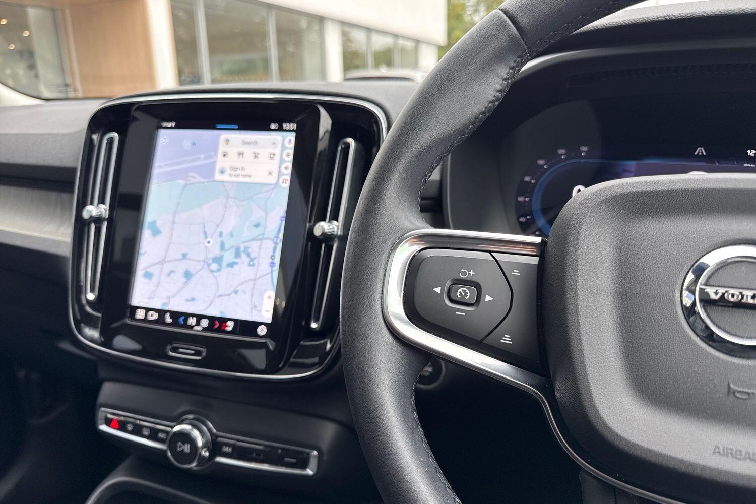 Used Volvo XC40 2022 for sale - 76326522: Photo 35