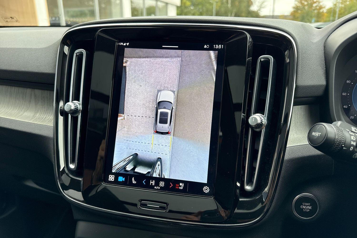 Used Volvo XC40 2022 for sale - 76326522: Photo 4