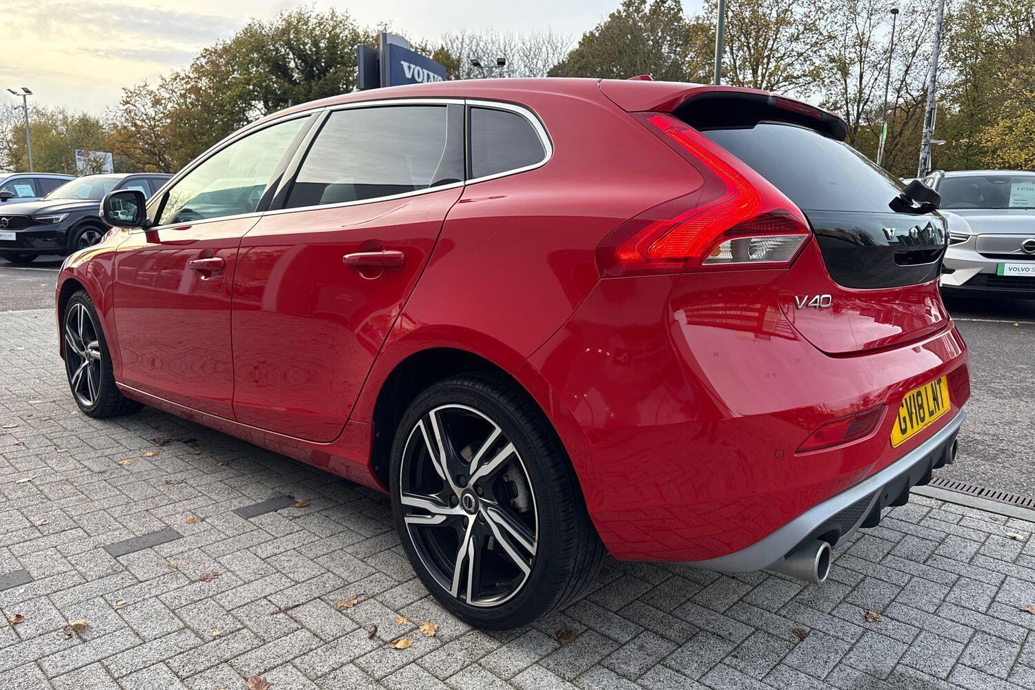 Used Volvo V40 2018 for sale - 76572817: Photo 10