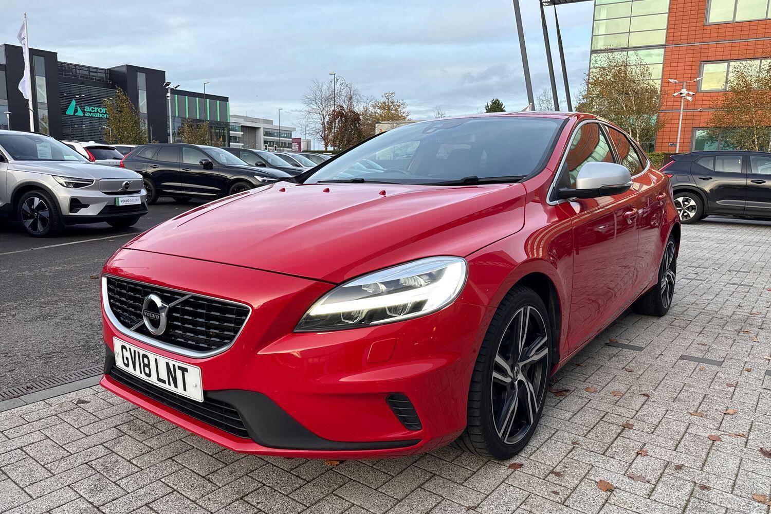 Used Volvo V40 2018 for sale - 76572817: Photo 12