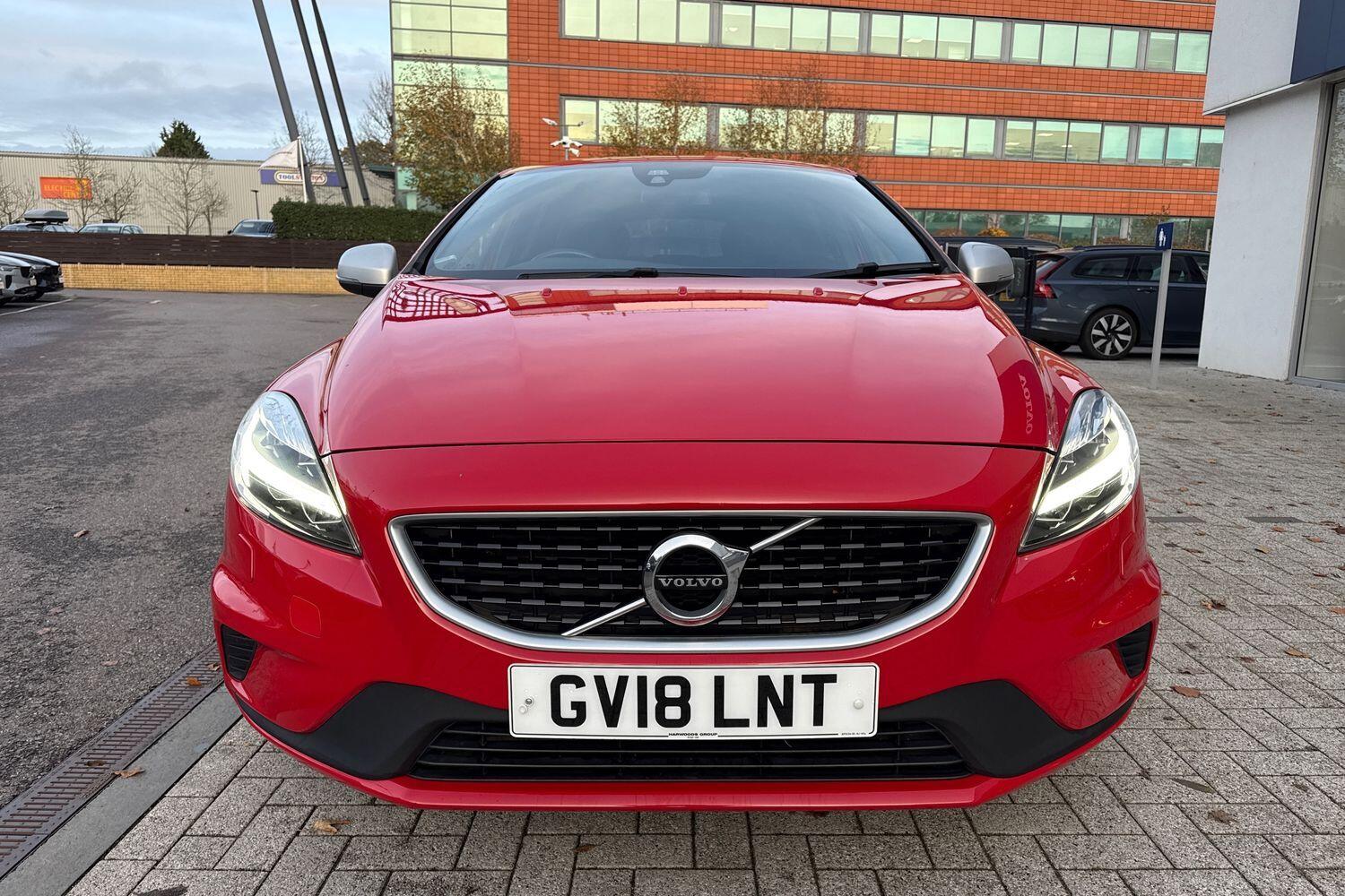 Used Volvo V40 2018 for sale - 76572817: Photo 13