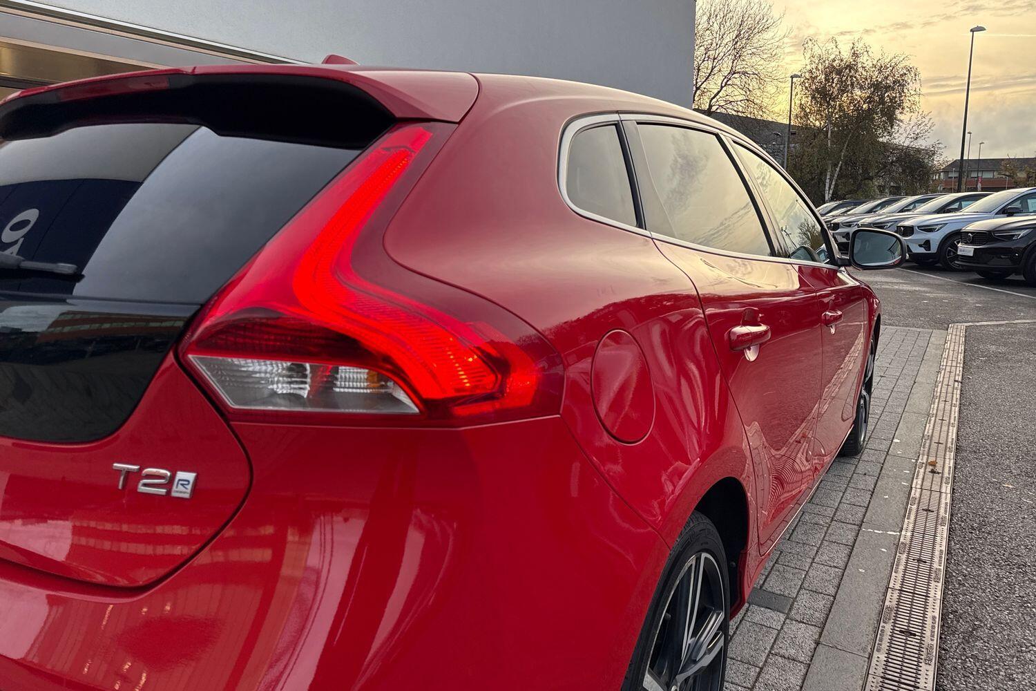 Used Volvo V40 2018 for sale - 76572817: Photo 15