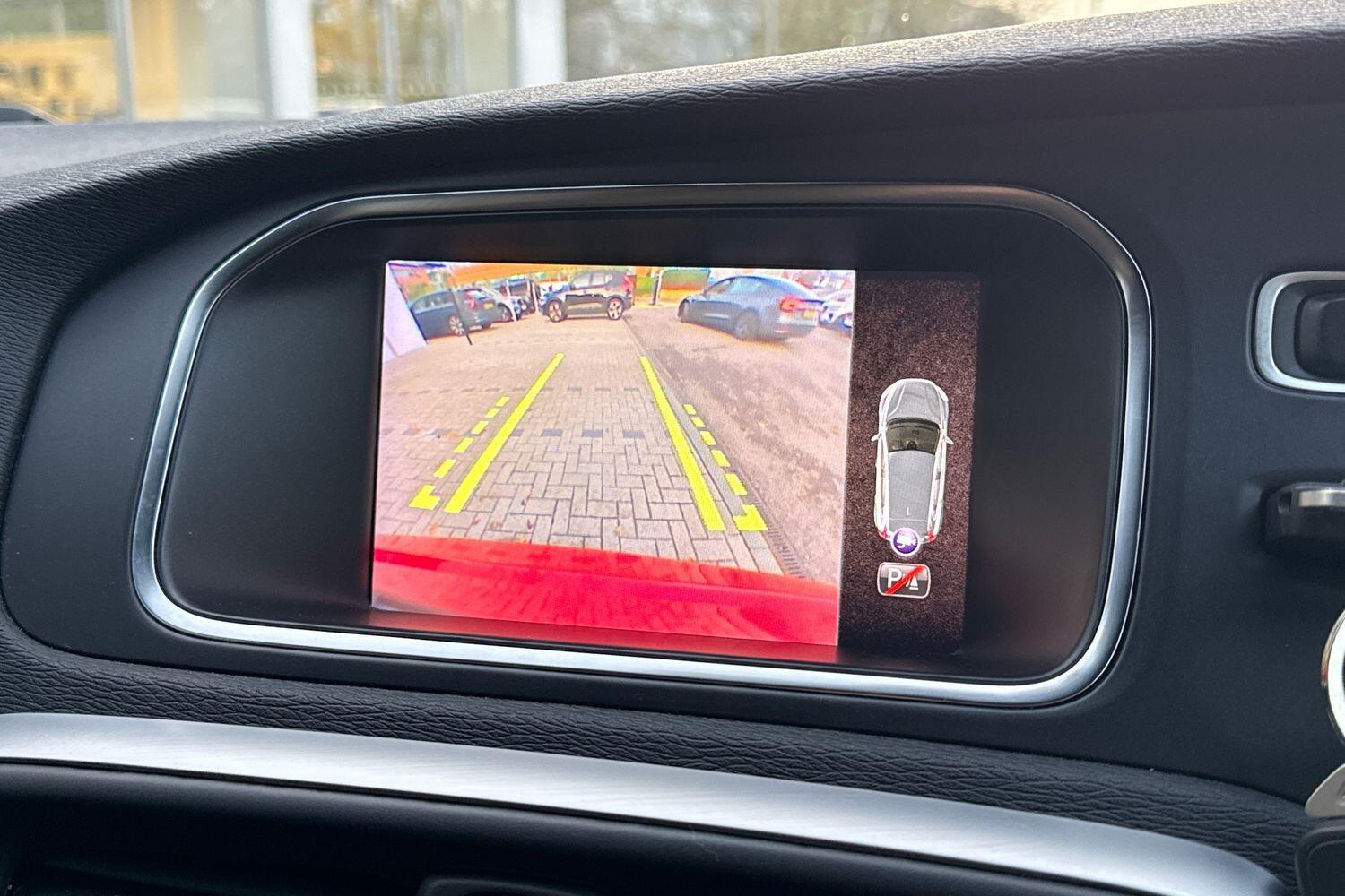 Used Volvo V40 2018 for sale - 76572817: Photo 4