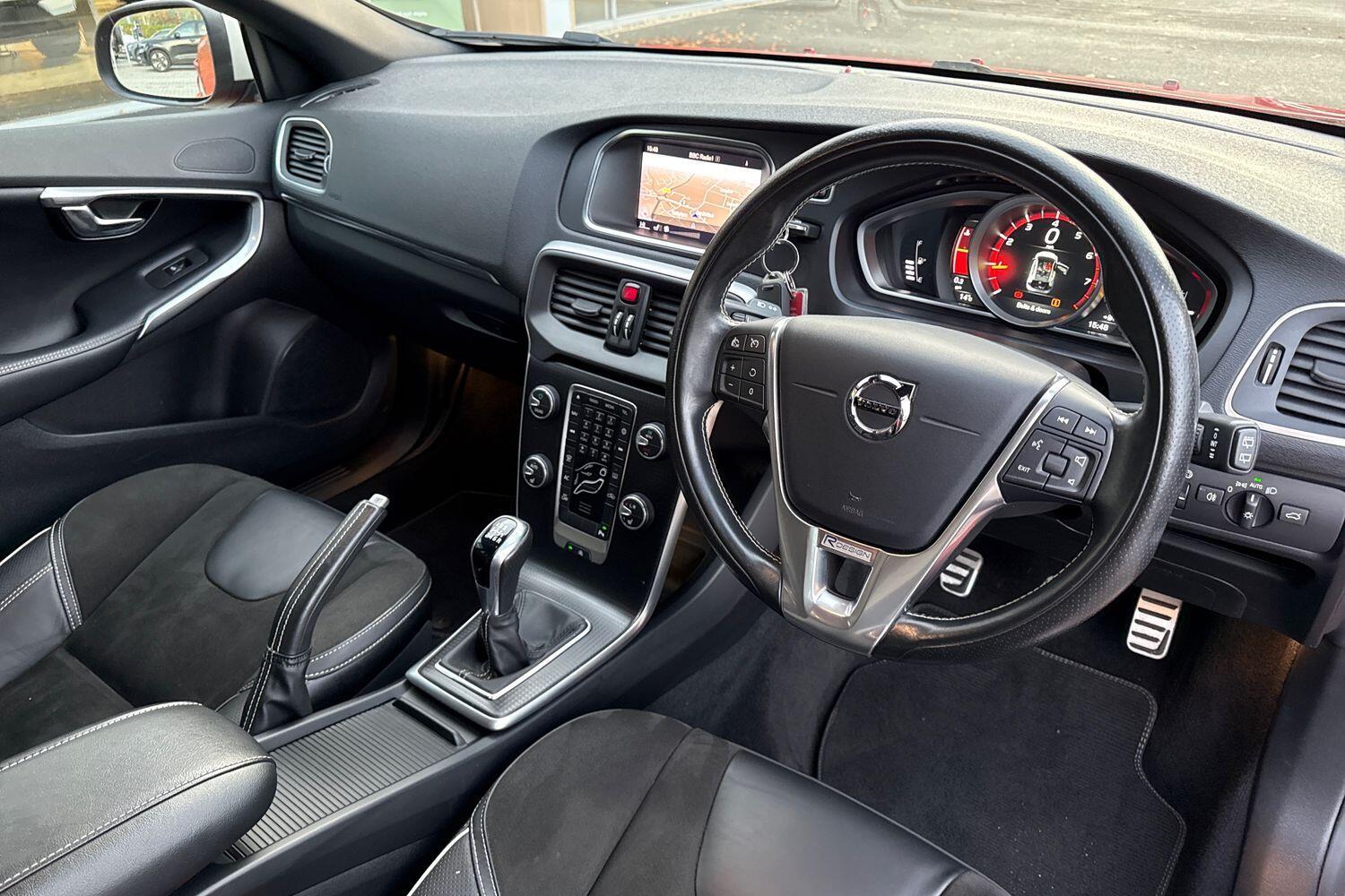 Used Volvo V40 2018 for sale - 76572817: Photo 6