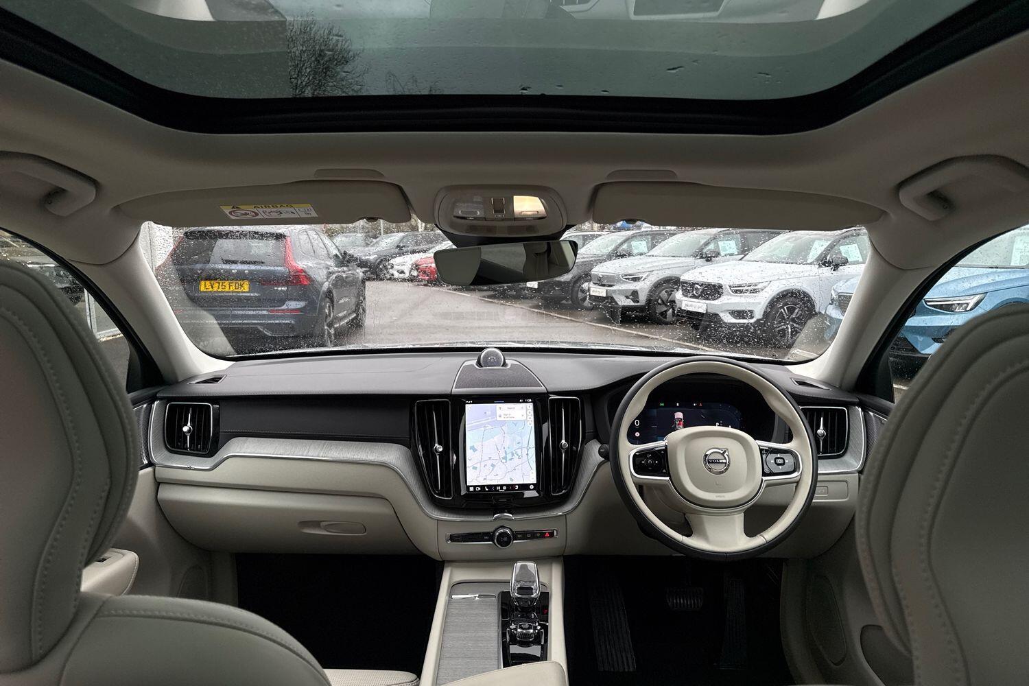 Used Volvo XC60 2025 for sale - 77496373: Photo 3