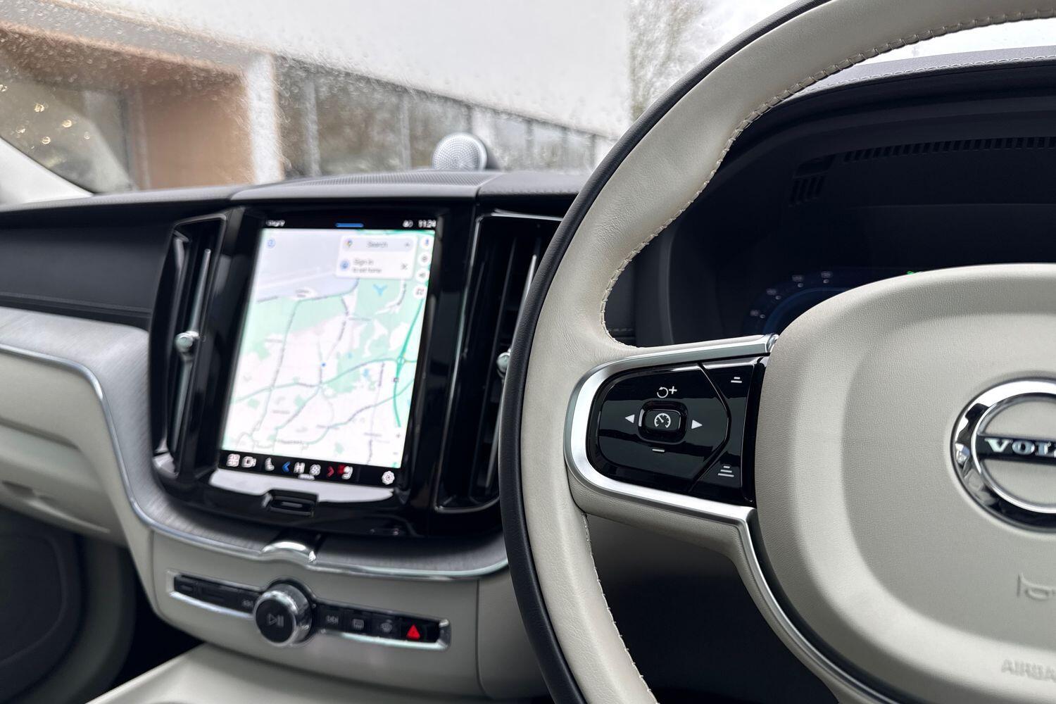 Used Volvo XC60 2025 for sale - 77496373: Photo 37