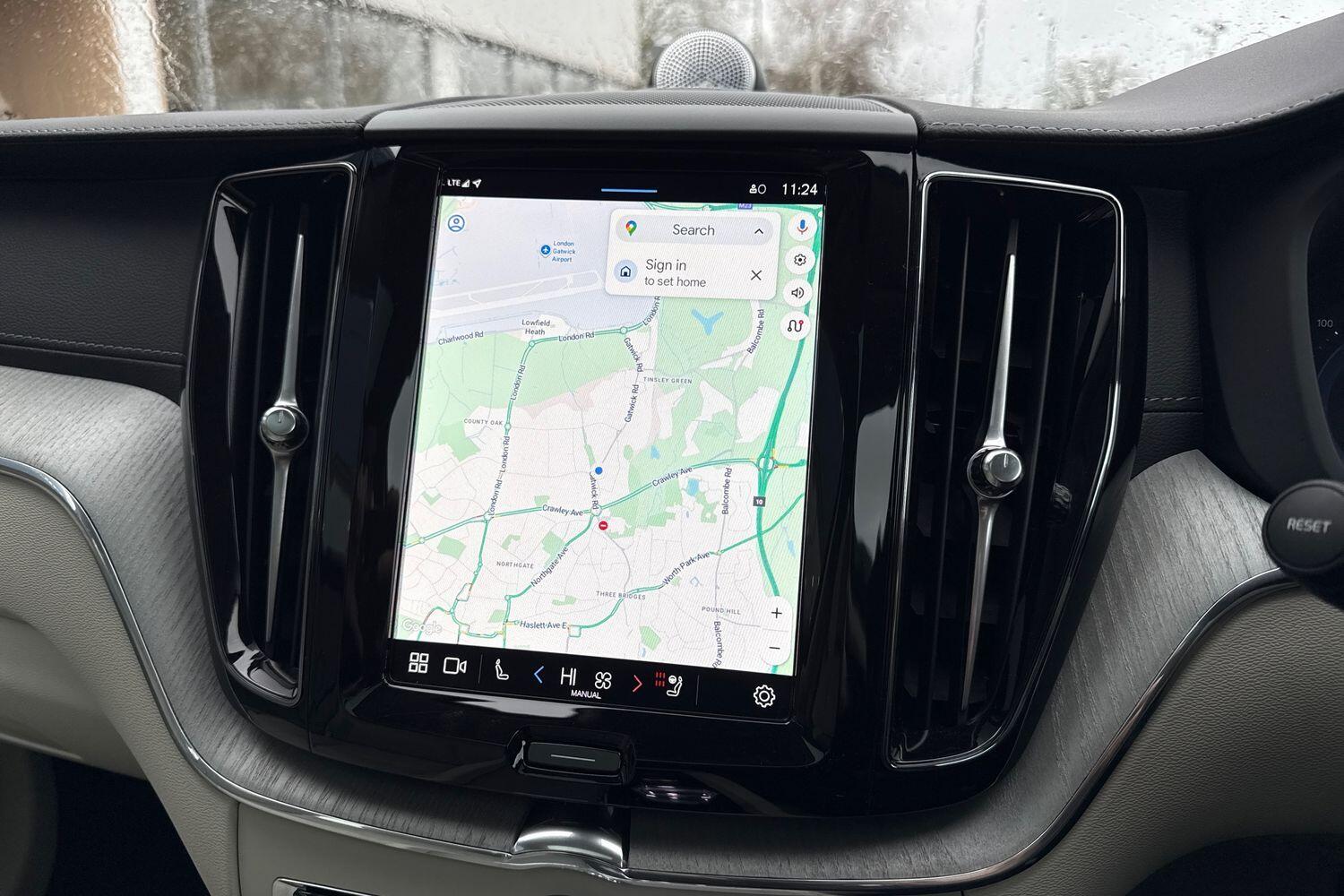 Used Volvo XC60 2025 for sale - 77496373: Photo 5